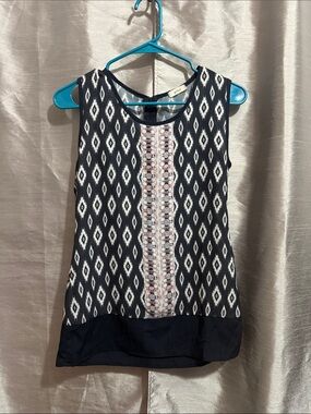 Sleeveless Black & White Geometric Camisole with Center Beaded Stripe